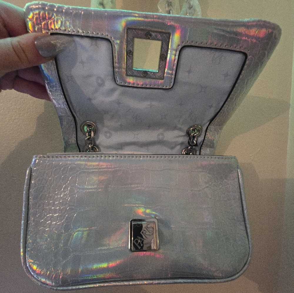 NWT Irredesant Croc-Embossed purse